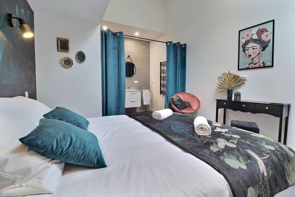 Le Val De Coeur Apartment Valence  Bagian luar foto