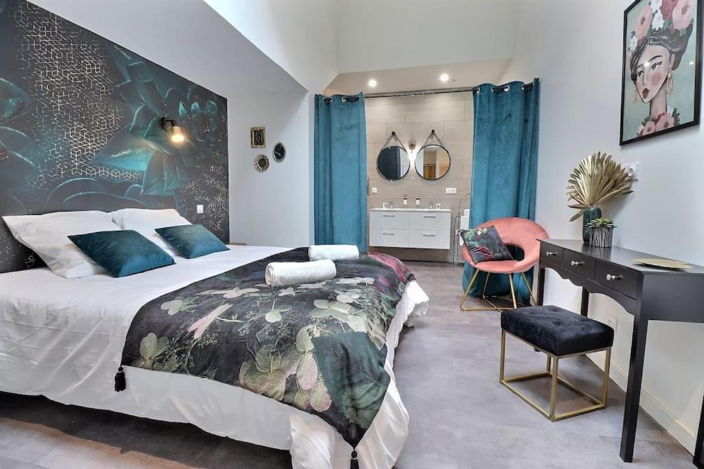 Le Val De Coeur Apartment Valence  Bagian luar foto