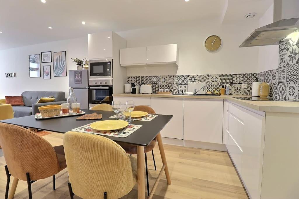 Le Val De Coeur Apartment Valence  Bagian luar foto