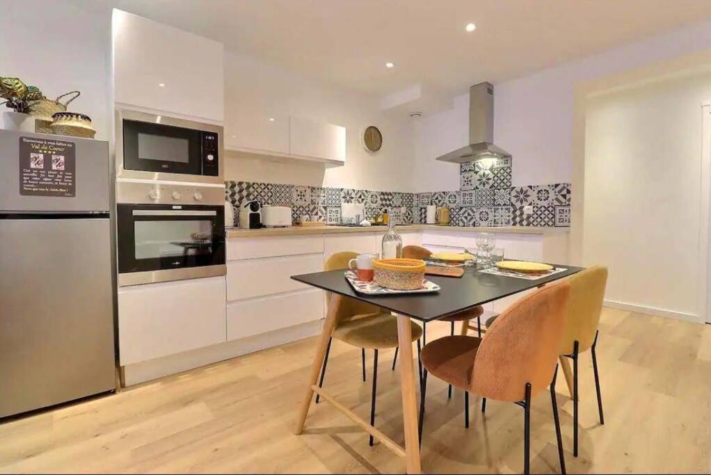 Le Val De Coeur Apartment Valence  Bagian luar foto
